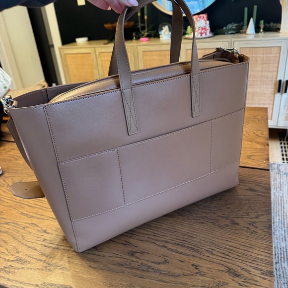 Calpak Haven 16" Laptop Tote Bag in Toffee Career Purse - Picture 13 of 16